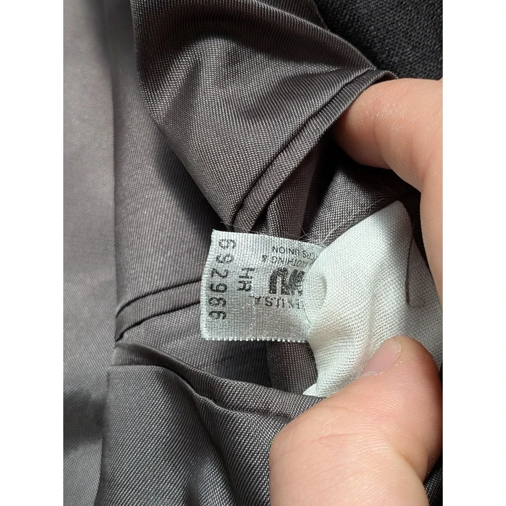 C&R Clothiers Men's 46L 2 Piece Suit Gray Pinstripe Wool Union USA Made Vintage
